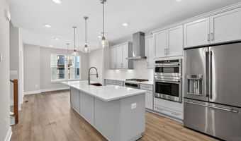 2507 LIGHT St, Baltimore, MD 21230