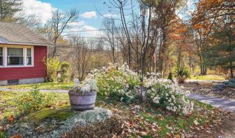 29 N Main St, Antrim, NH 03440