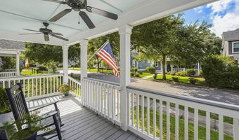 318 Cockle Ln, Beaufort, SC 29906
