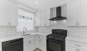 4304 OAKMONT St, Philadelphia, PA 19136