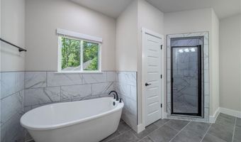 37 Brierfield Ln, Bella Vista, AR 72714