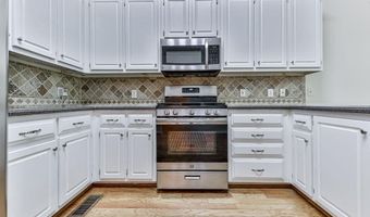 3007 Clove Tree Ln, Woodstock, GA 30189
