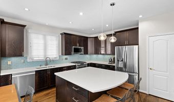 21553 CENTER POINT Cir, Ashburn, VA 20147