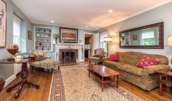 1431 WHEATSHEAF Ln, Abington, PA 19001