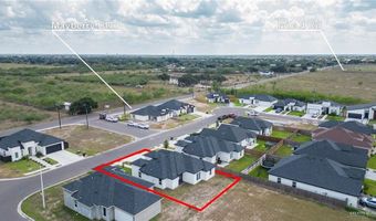 915 Pecan St, Alton, TX 78573