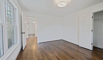 2100 PATRICK HENRY Dr, Arlington, VA 22205