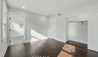 2111 S Bronson Ave, Los Angeles, CA 90018
