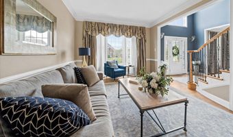33 WATERTON Dr, Bear, DE 19701