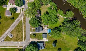 329 Ely St, Alma, MI 48801
