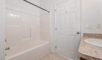 964 W Summerfield Glen Cir 96, Ann Arbor, MI 48103