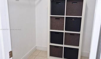 2910 Point East Dr M610, Aventura, FL 33160