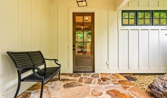 900 DAKOTA Dr, Auburn, AL 36830