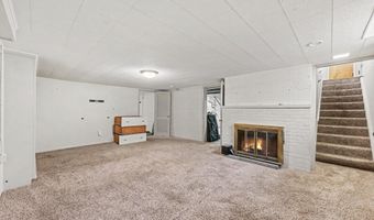 1597 Greenview Dr, Ann Arbor, MI 48103