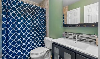 2544- D S ARLINGTON MILL Dr, Arlington, VA 22206