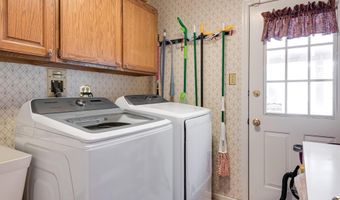 418 BEAUMONT Cir, West Chester, PA 19380