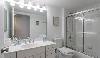 21205 Yacht Club Dr 810, Aventura, FL 33180