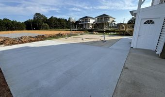 4021 Blue Jay St, Bay St. Louis, MS 39520