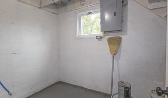 703 Johnson Ave, Ava, MO 65608