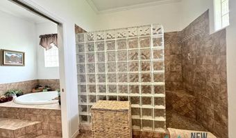 603 Oakwood Pl, Carlsbad, NM 88220