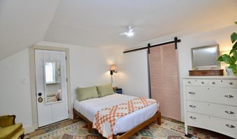 105 Lafountain St, Burlington, VT 05401