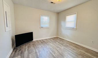 410 N 20th Ave, Beech Grove, IN 46107