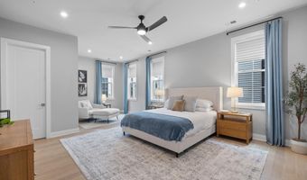 43442 CROSON Ln 100, Ashburn, VA 20148