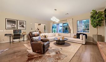 10313 Jade Point Dr, Las Vegas, NV 89135