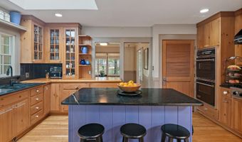 214 WARDOUR Dr, Annapolis, MD 21401