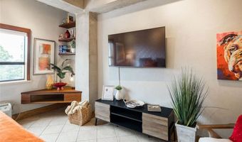 131 E BROAD St #503, Athens, GA 30601