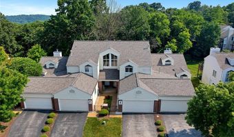 1710 Ridgeview Circle Dr, Ballwin, MO 63021