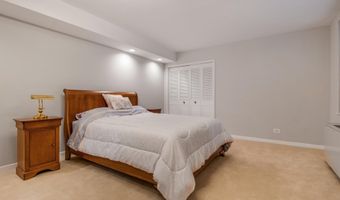 1200 N NASH St 232, Arlington, VA 22209