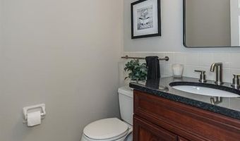 716 Reinke Rd, Ballwin, MO 63021