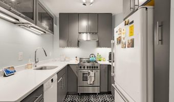 1801 CLYDESDALE Pl NW 222, Washington, DC 20009