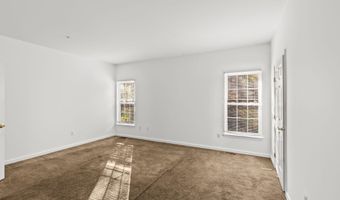 2004 GOLDEN MORNING Dr 30, Bowie, MD 20721