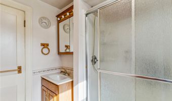 106 Shady Ln, Aliquippa, PA 15001