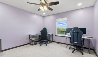 22980 105th St, Anamosa, IA 52205