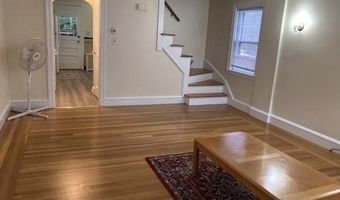 285 Knollwood Ave, Cranston, RI 02910