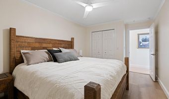 24 Pleasant St, Bangor, ME 04401