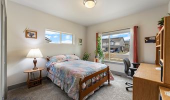 1308 Scooter Ln, Belgrade, MT 59714