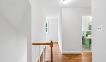 5601 KIRKWOOD Dr, Bethesda, MD 20816
