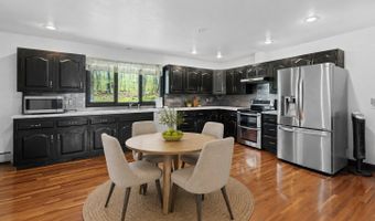 132 Hickory Ln, Bethlehem, CT 06751