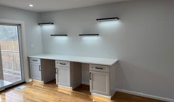 5623 GLENWOOD MEWS Dr, Alexandria, VA 22315