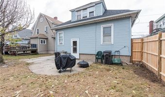 34 Cliffdale Ave, Cranston, RI 02905