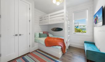 870 N SHORE Dr, Anna Maria, FL 34216