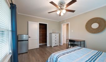 325 S Saunders St S, Aransas Pass, TX 78336