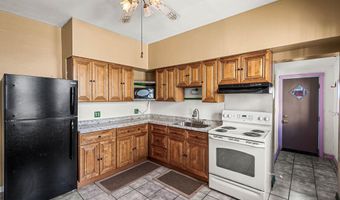 6817 HEGERMAN St, Philadelphia, PA 19135