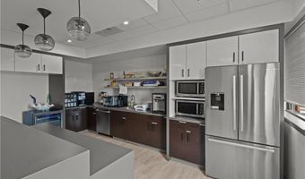 475 Kilvert St, Warwick, RI 02886