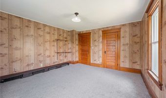 5785 Beechwood Ave, Alliance, OH 44601