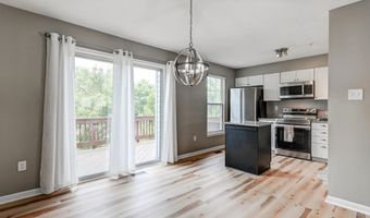 3 SANDVIEW Ct, Baltimore, MD 21209