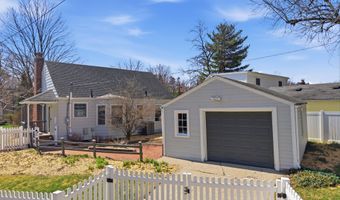 1102 Arborview Blvd, Ann Arbor, MI 48103